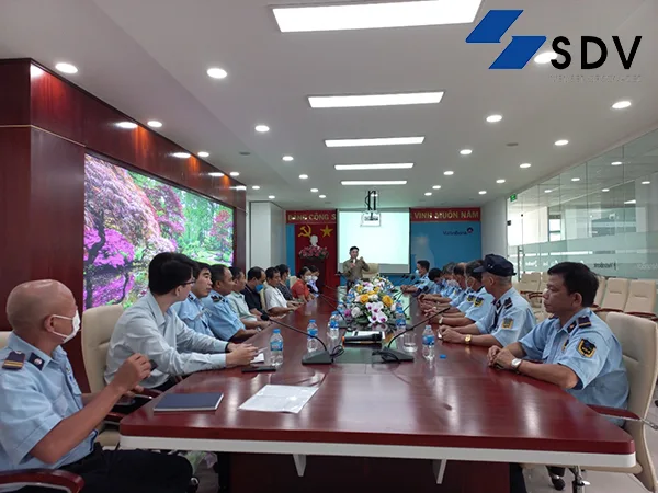 buổi họp giao ban của đội bảo vệ của Công ty TNHH MTV Dịch vụ Bảo vệ Sonadezi